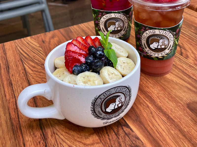 island vintage coffee acai bowl